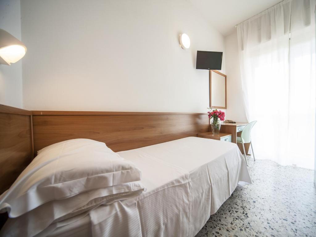 Hotel Rinaldi Bordonchio ภายนอก รูปภาพ